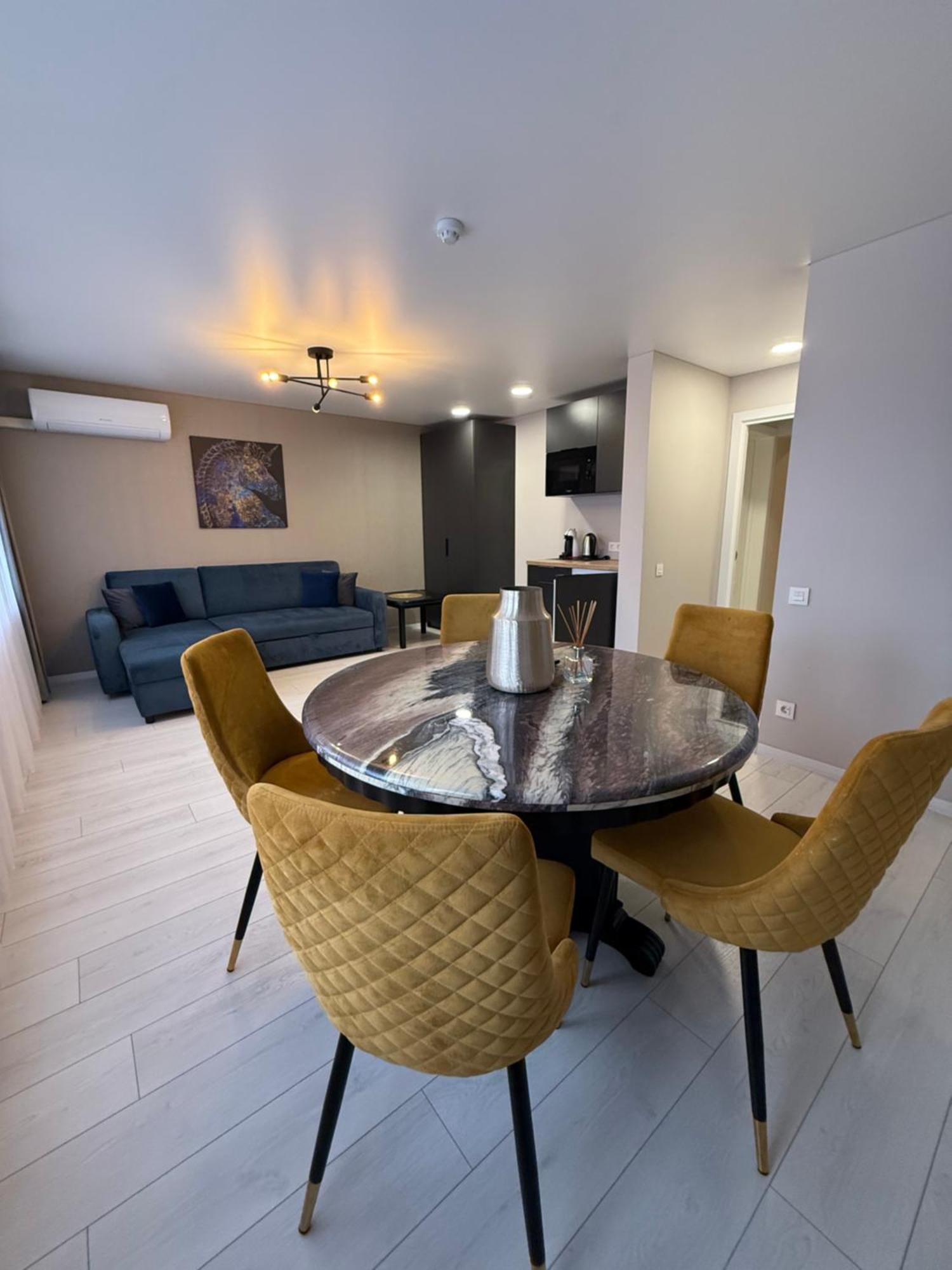 Ly Apartamentai พาลังกา ภายนอก รูปภาพ